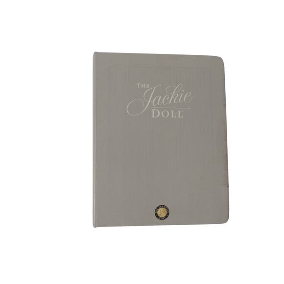 The Jackie Kennedy Doll Photo Album Style Book from Franklin Mint - Picture 1 of 8